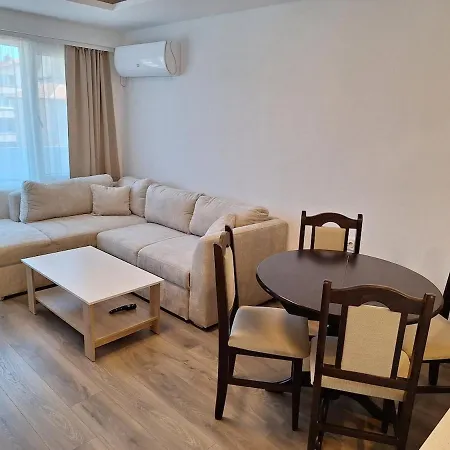 Apartmán 2-bedroom In For Relaxing Carevo