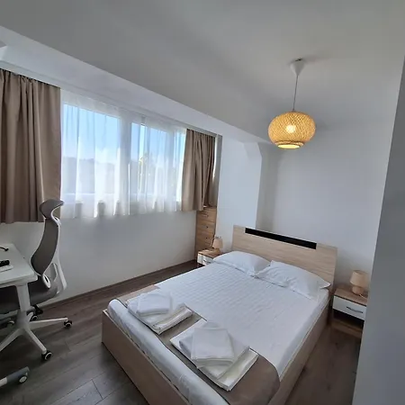 2-bedroom In For Relaxing Апартаменти